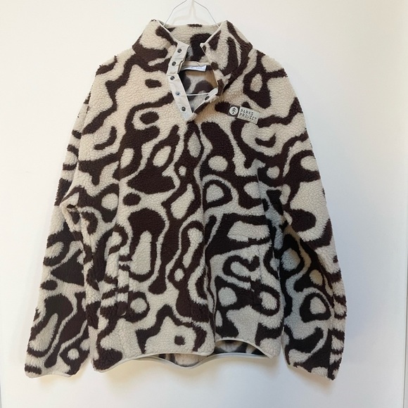 NWT Parks Projects UO Exclusive Geysers Trail High Pile Fleece Sweatshirt Size L - Picture 2 of 15